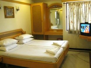 Hotel Sathyam Tiruchirappalli Exterior foto